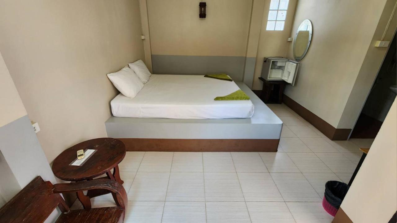 Sarin Guesthouse สาริน Ko Tao Buitenkant foto