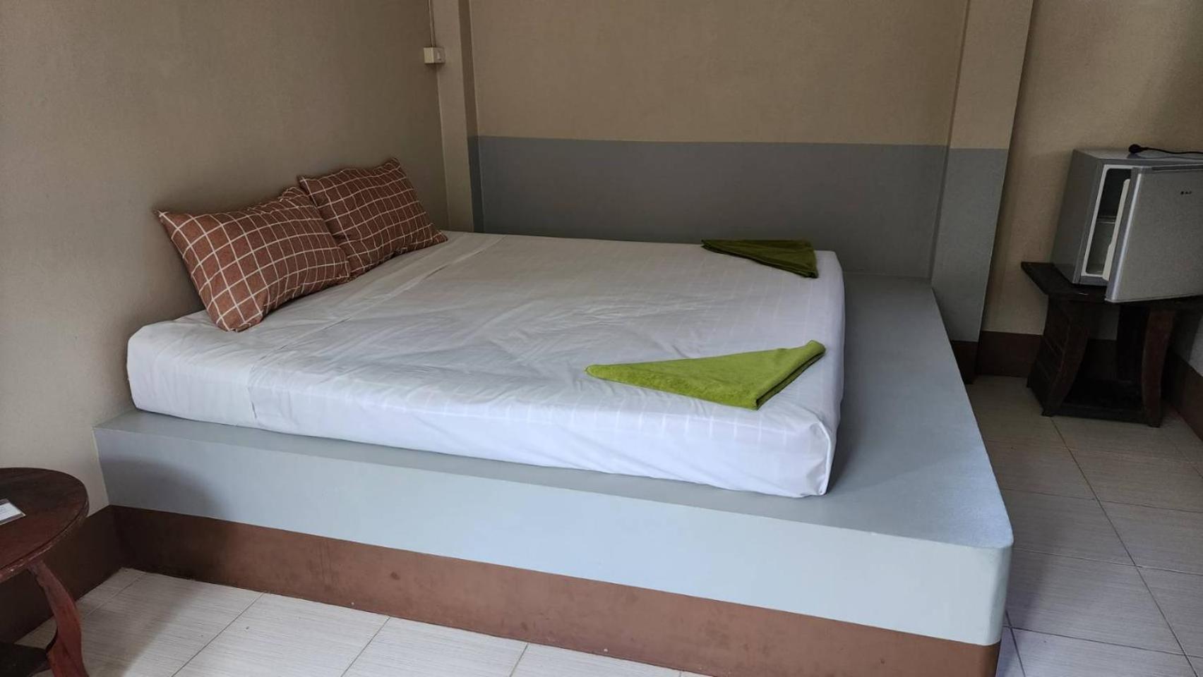 Sarin Guesthouse สาริน Ko Tao Buitenkant foto