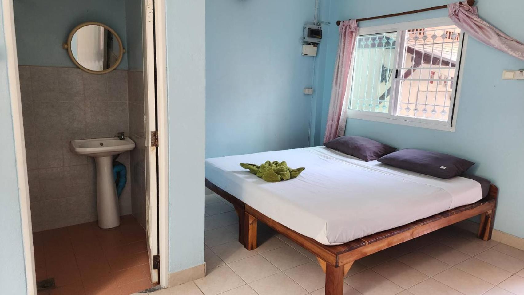 Sarin Guesthouse สาริน Ko Tao Buitenkant foto